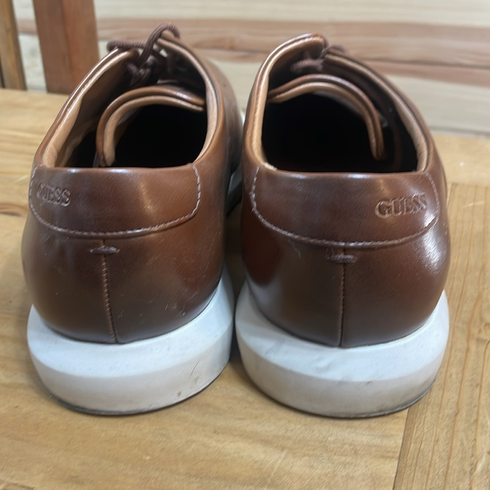 Guess Leather Dress Shoes Mens Rich Brown Excellent Almost New Condition 9.5 - Picture 6 of 10